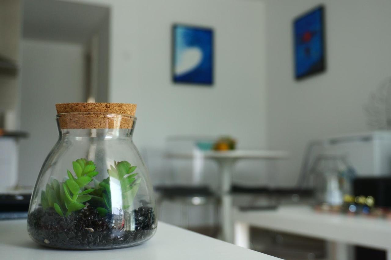 Blue Ocean Corralejo: Sunny Terrace, Pool, Wifi Apartment Luaran gambar