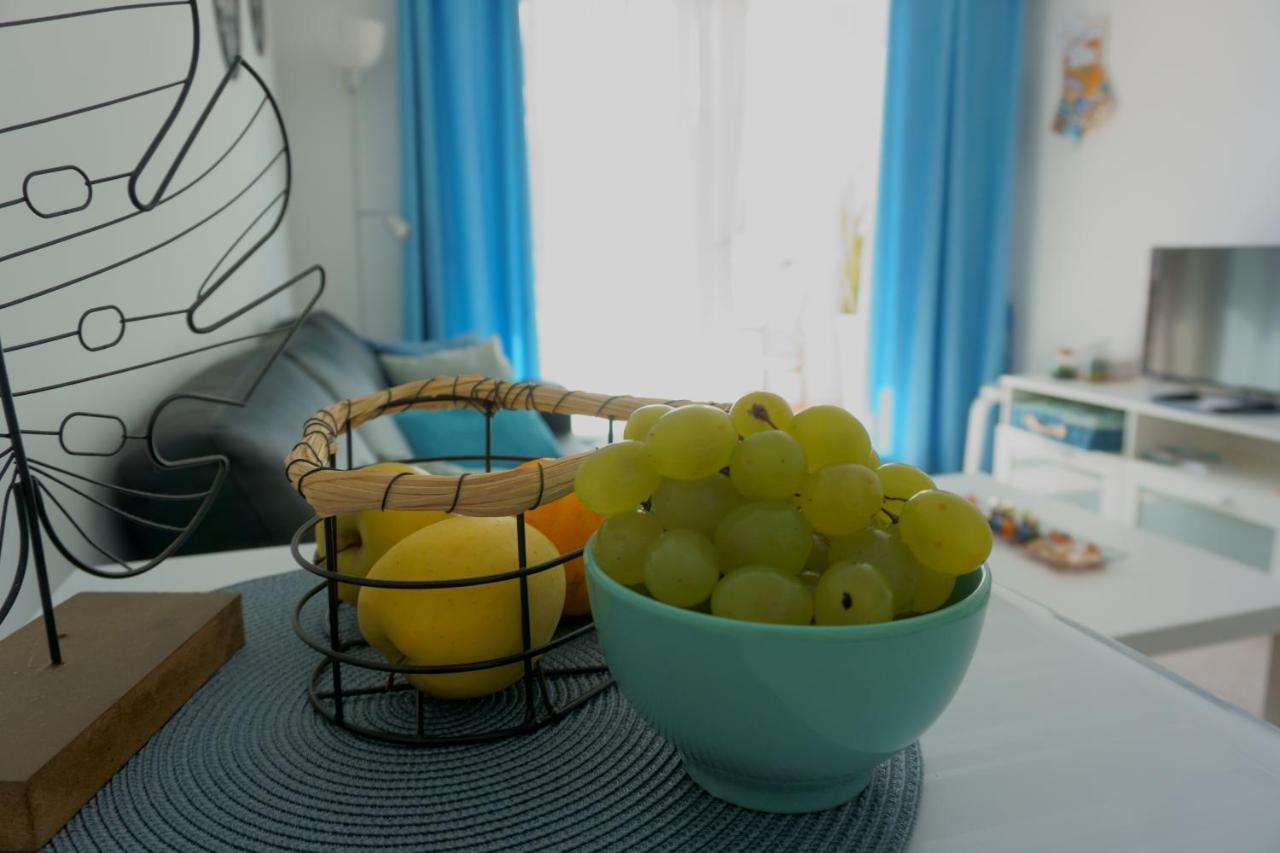 Blue Ocean Corralejo: Sunny Terrace, Pool, Wifi Apartment Luaran gambar